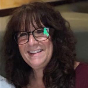 Meet your Posher, Renee